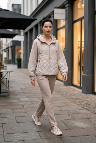 Blouson jas met kap en brede mouwen in lichtbeige